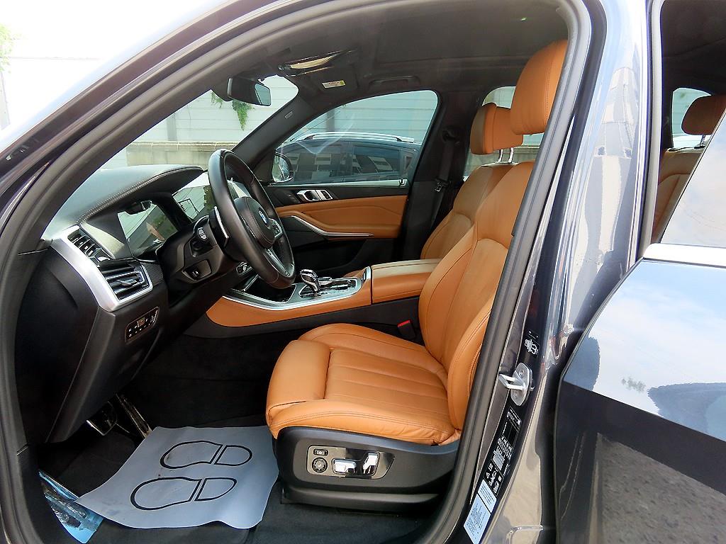BMW X5 — photo 05