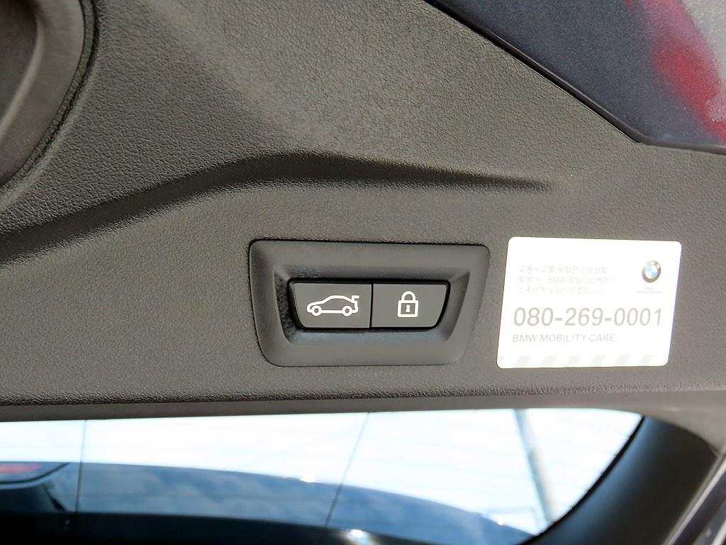 BMW X5 — photo 17