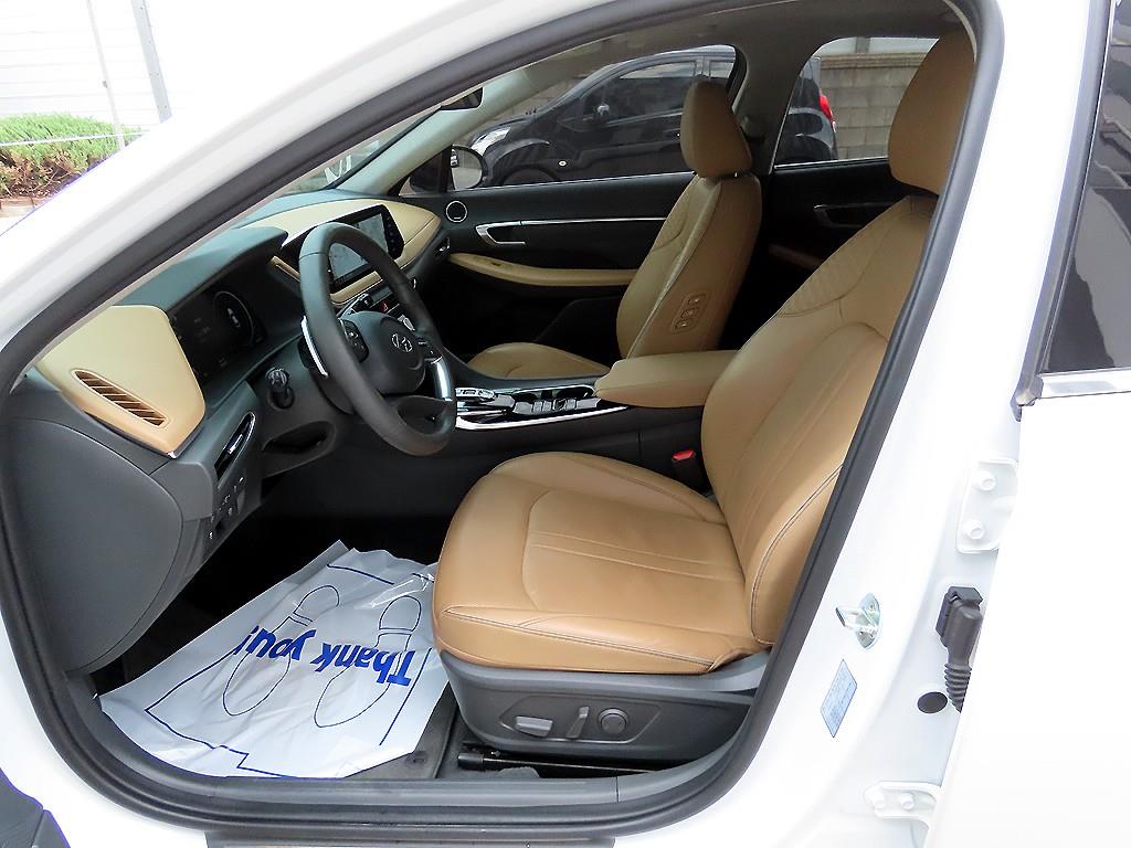 Hyundai Sonata — photo 05