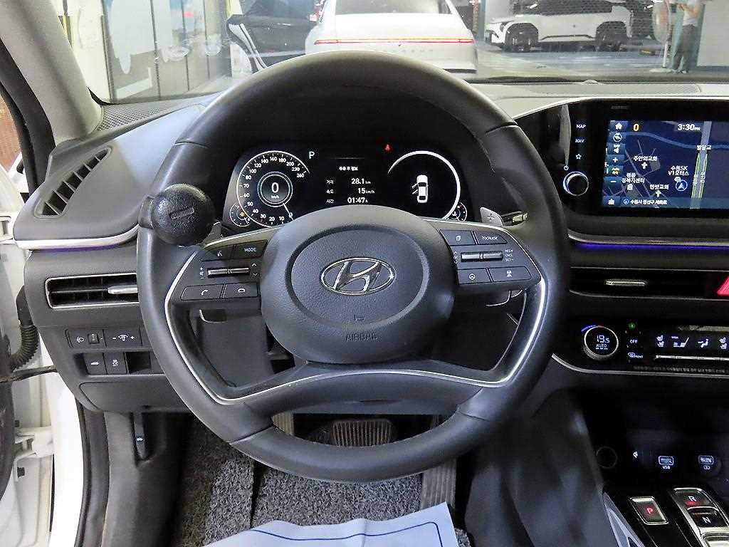 Hyundai Sonata — photo 09