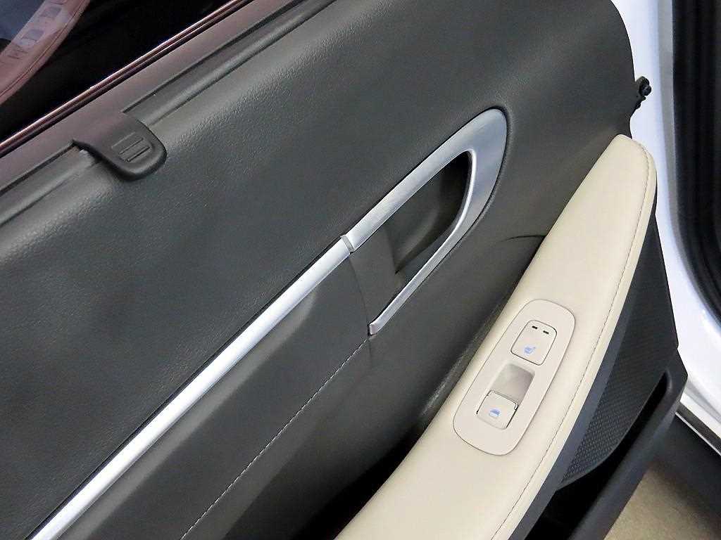 Hyundai Sonata — photo 17