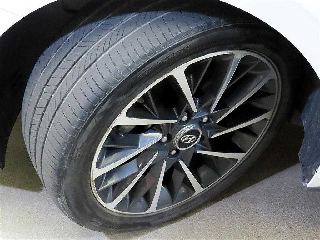Hyundai Sonata — photo 20