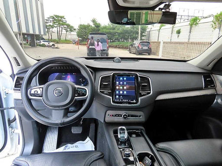 Volvo XC90 — photo 07