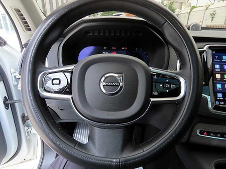 Volvo XC90 — photo 08
