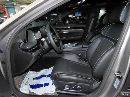 Genesis G90 — photo 06