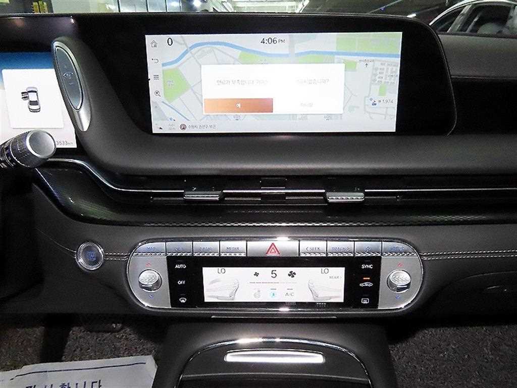 Genesis G90 — photo 11