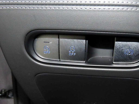 Genesis G90 — photo 14