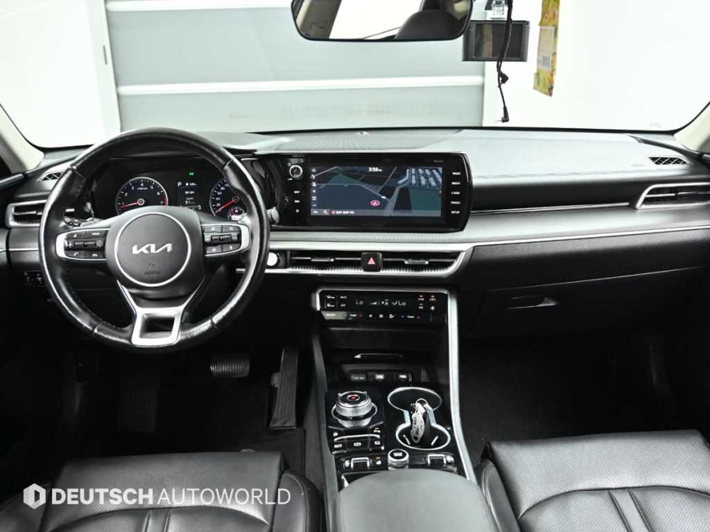 Kia K5 — photo 07