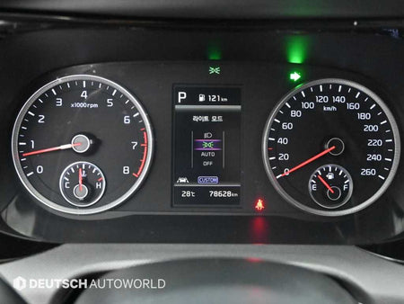 Kia K5 — photo 08