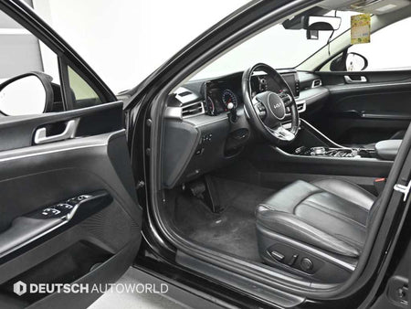 Kia K5 — photo 11