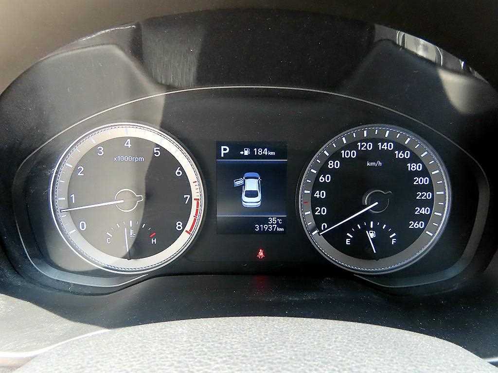 Hyundai Grandeur — photo 09