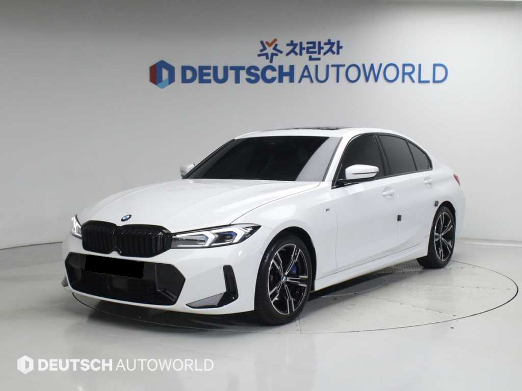 BMW 3-Series — photo 01