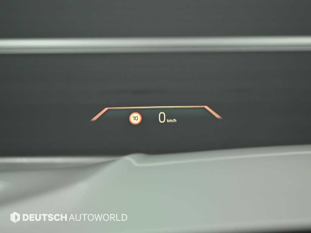 BMW 3-Series — photo 17