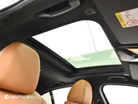 BMW 3-Series — photo 18