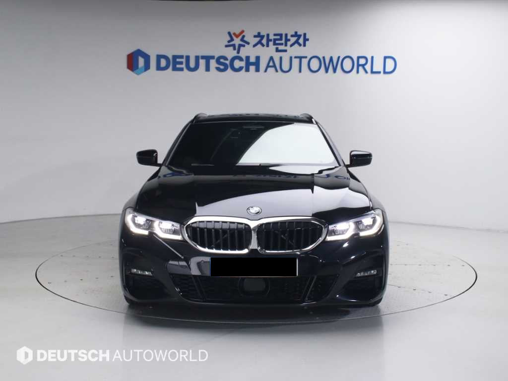 BMW 3-Series — photo 03
