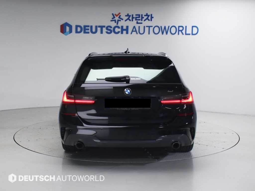 BMW 3-Series — photo 04
