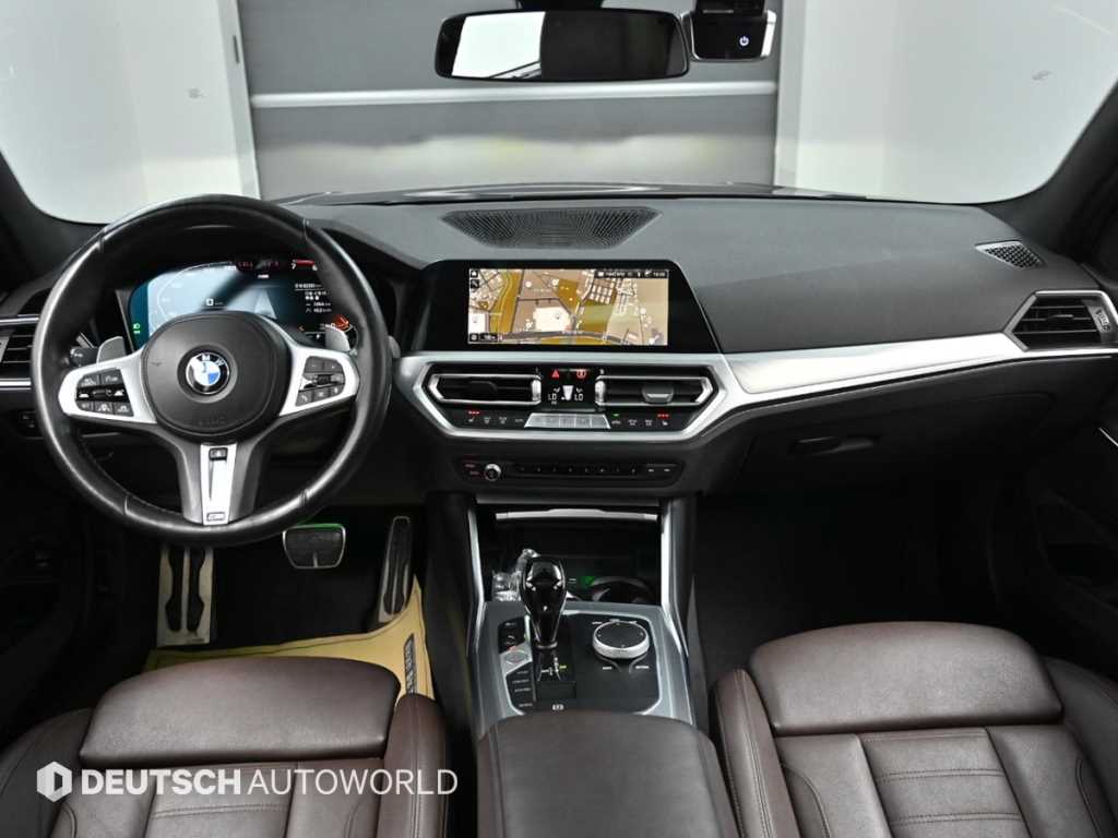 BMW 3-Series — photo 07