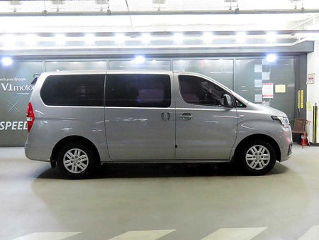 Hyundai Starex — photo 03