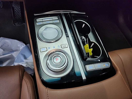 Genesis G80 — photo 08
