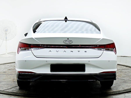 Hyundai Avante — photo 03