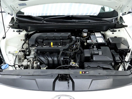 Hyundai Avante — photo 07