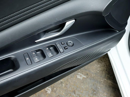 Hyundai Avante — photo 15