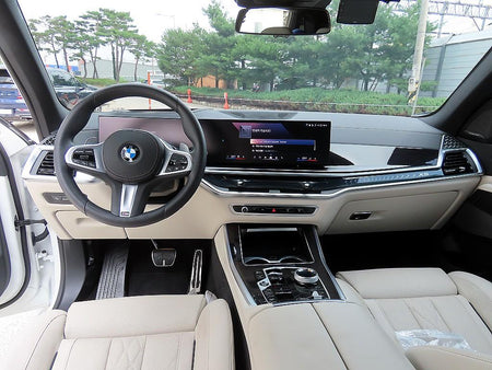 BMW X5 — photo 07