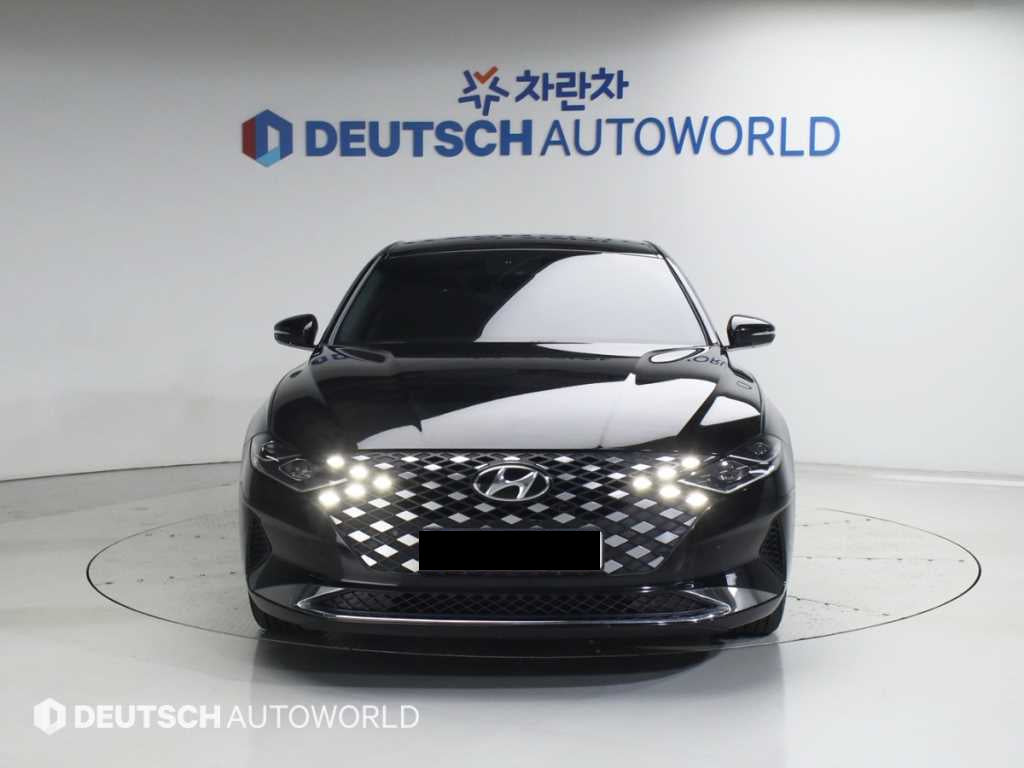 Hyundai Grandeur — photo 03