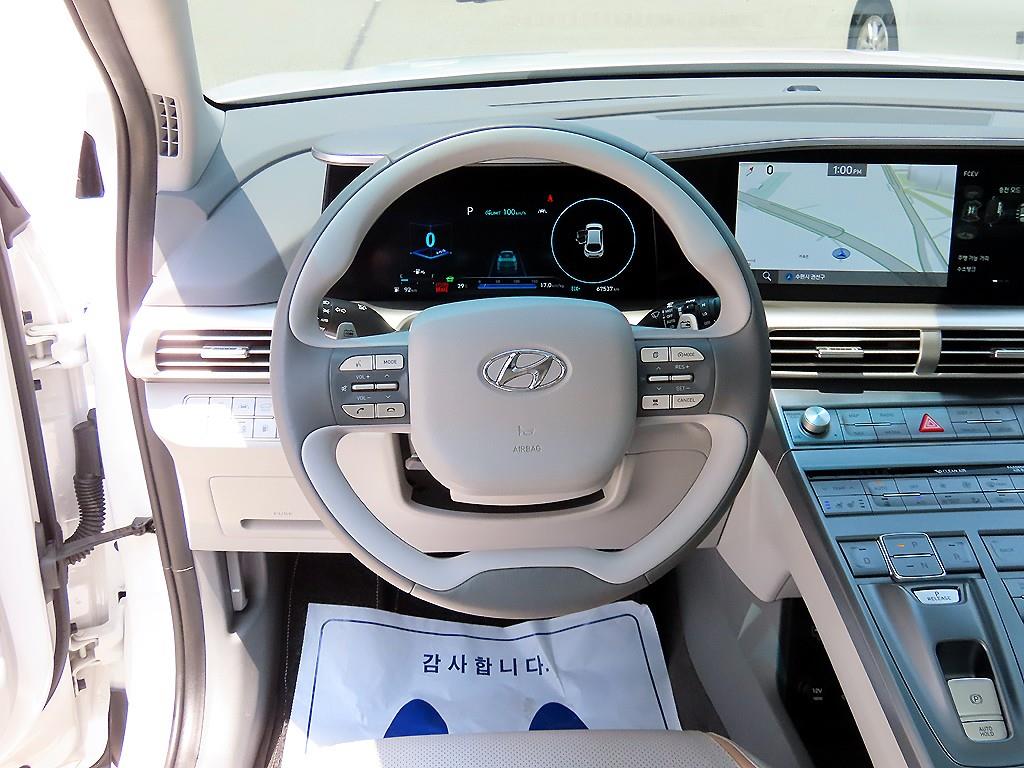 Hyundai Nexo — photo 08