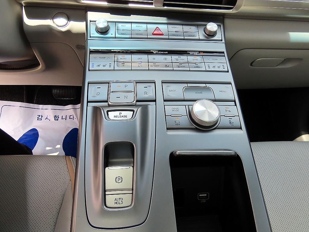 Hyundai Nexo — photo 10