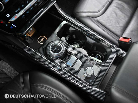 Ford Explorer — photo 12