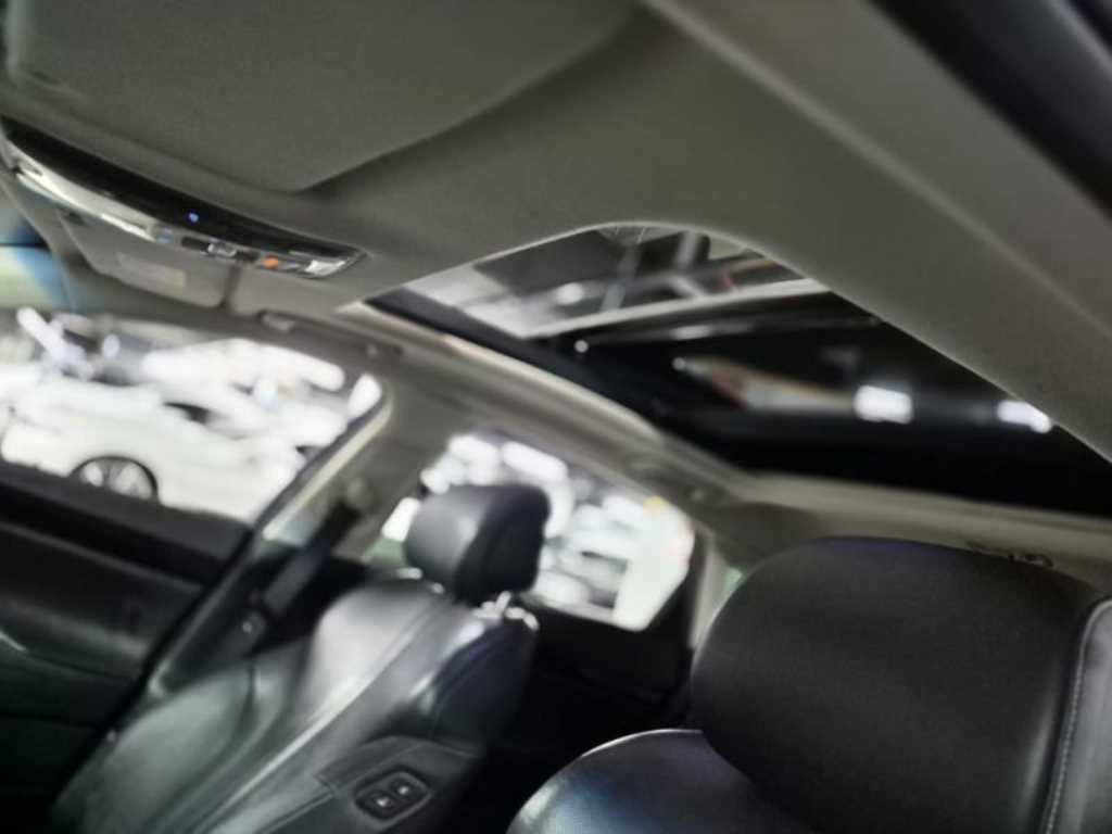 Genesis G80 — photo 13