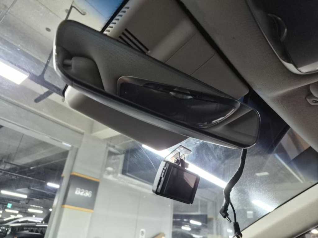 Genesis G80 — photo 19