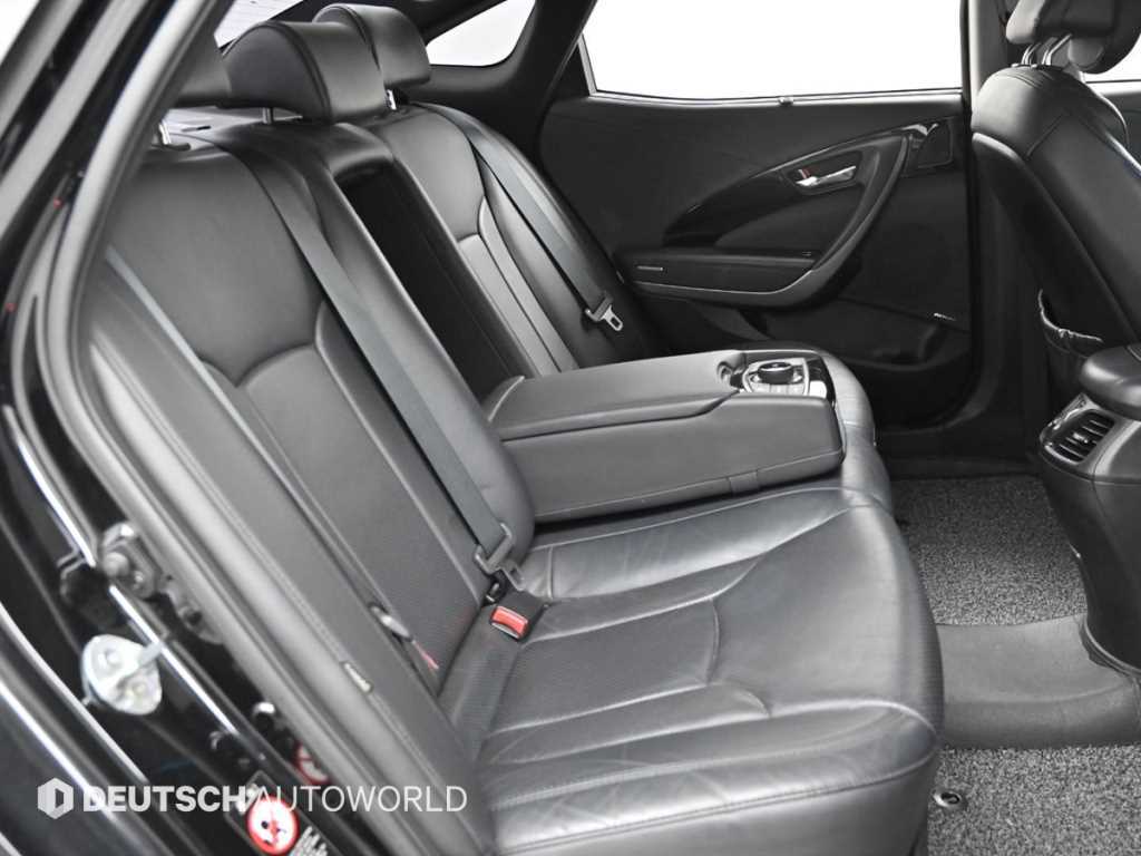 Hyundai Grandeur — photo 12