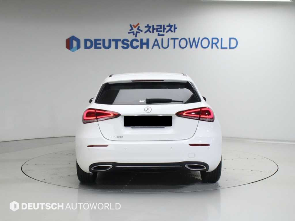 Mercedes-Benz A-Class — photo 04