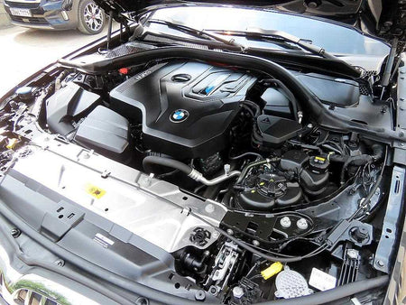 BMW 3-Series — photo 18