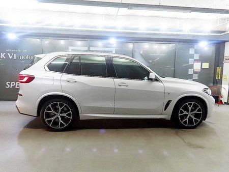 BMW X5 — photo 03