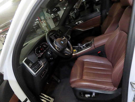 BMW X5 — photo 06