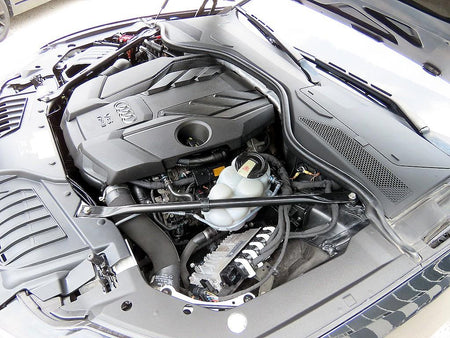 Audi A8 — photo 19