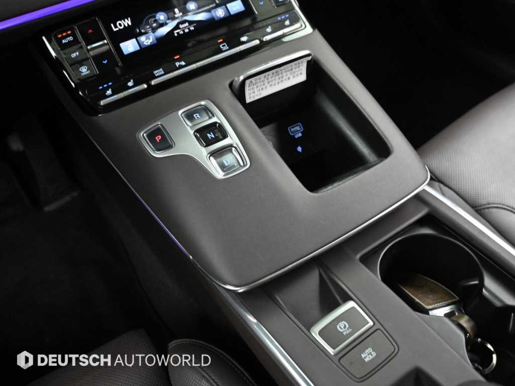 Hyundai Grandeur — photo 09