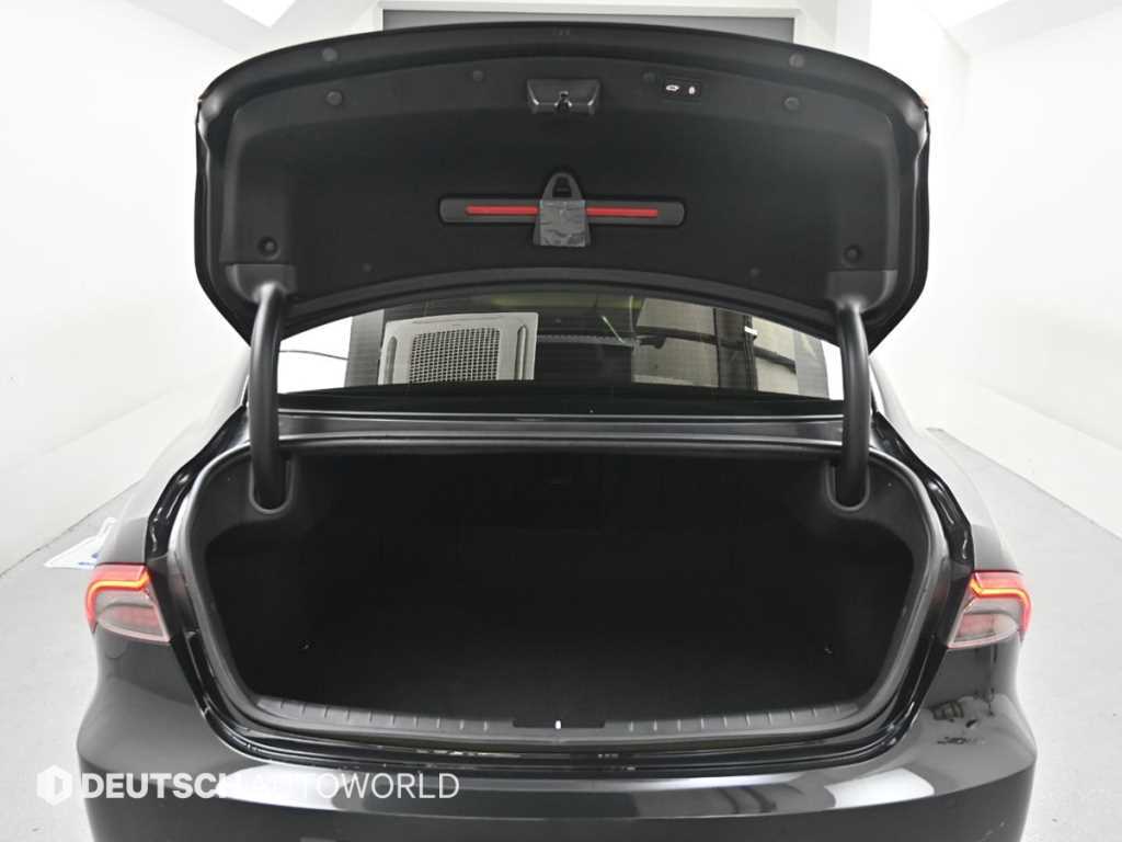 Hyundai Grandeur — photo 19