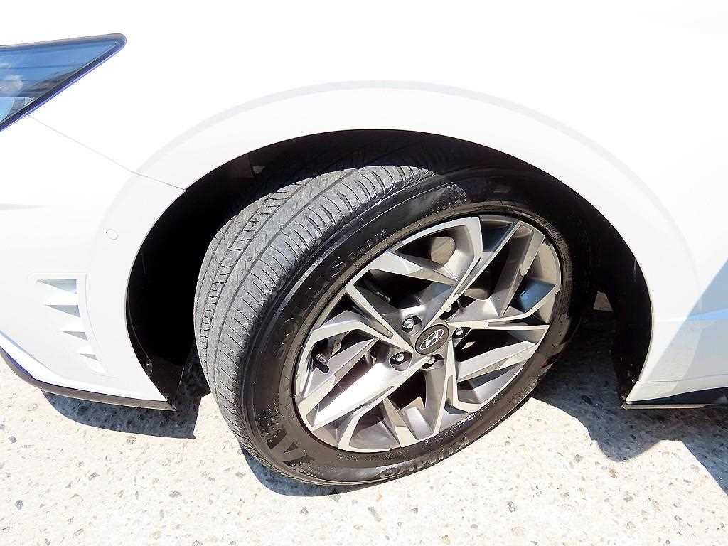 Hyundai Sonata — photo 20