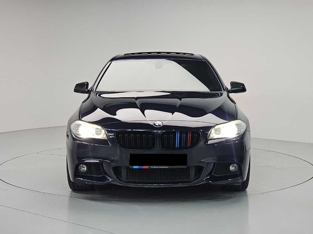 BMW 5-Series — photo 02