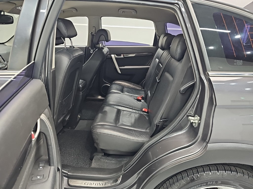 CHEVROLET Captiva — photo 12