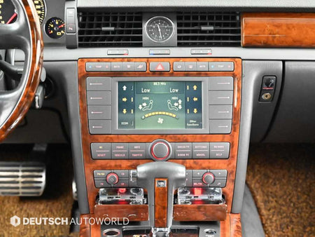 Volkswagen Phaeton — photo 14