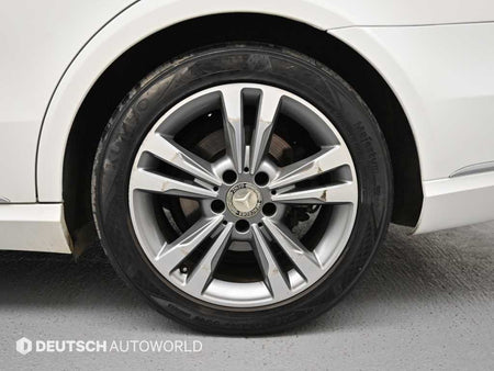 Mercedes-Benz E-Class — photo 05