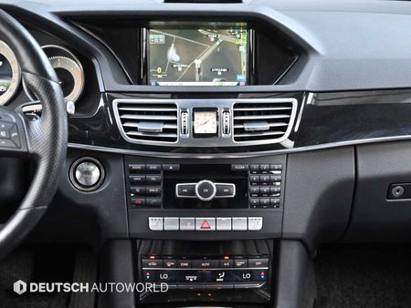 Mercedes-Benz E-Class — photo 14