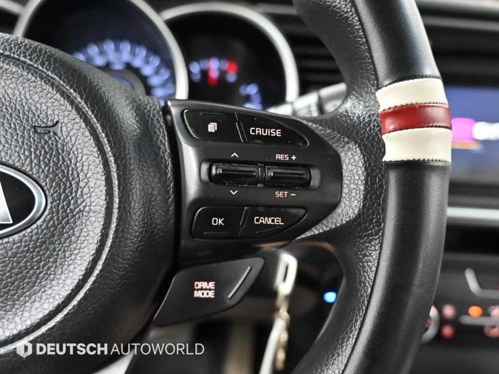 Kia K5 — photo 17