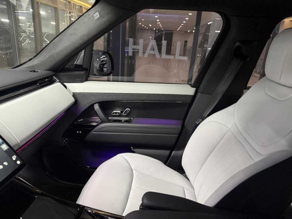 Land Rover Range Rover Sport — photo 15