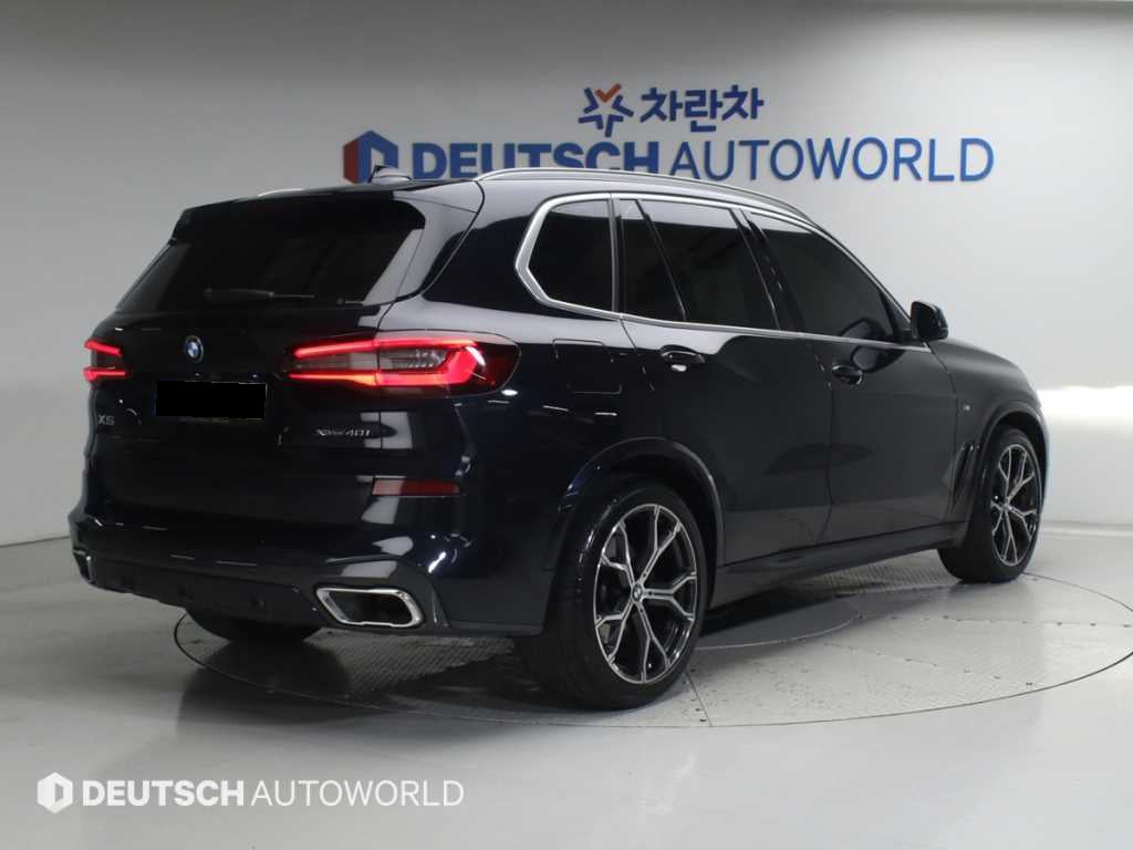 BMW X5 — photo 02